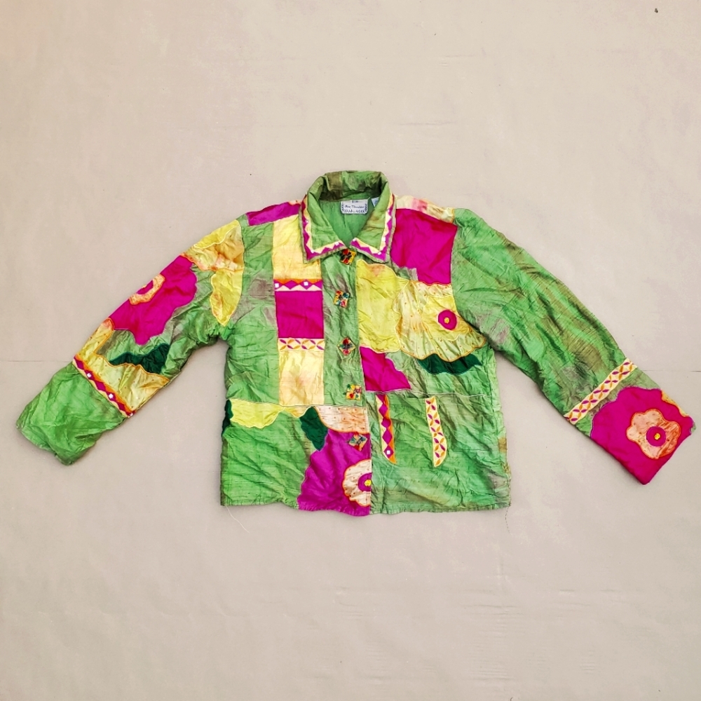 Colorful vintage 100% silk jacket from the brand New Direction, size L